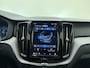 Volvo XC60 T6 355pk hybrid AWD Plus Bright / Panoramisch / H&K audio / Trekhaak / Stoel&Stuur verwarming / Volvo On Call / Google navigatie.