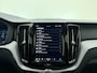 Volvo XC60 T6 355pk hybrid AWD Plus Bright / Panoramisch / H&K audio / Trekhaak / Stoel&Stuur verwarming / Volvo On Call / Google navigatie.
