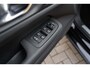 Volvo V60 B4 Ultra Dark Pano 360c B&W Massage 19''