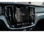 Volvo V60 B4 Ultra Dark Pano 360c B&W Massage 19''