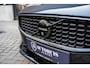 Volvo V60 B4 Ultra Dark Pano 360c B&W Massage 19''