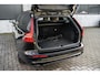 Volvo V60 B4 Ultra Dark Pano 360c B&W Massage 19''
