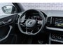Skoda Karoq 1.5 TSI 150pk DSG Sportline Business | Adaptive Cruise Control |  LED Matrix koplampen | Trekhaak | Achteruitrijcamera | Virtual Cockpit | 18" LM-velgen | Apple Carplay |