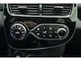 Renault Clio Estate 0.9 TCe Intens Stoelverwarming l Cruise Control l Climate Control l Bluetooth l Bass Reflex l Dakrails l LED dagrijverlichting l Lichtmetalen Velgen
