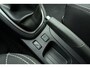 Renault Clio Estate 0.9 TCe Intens Stoelverwarming l Cruise Control l Climate Control l Bluetooth l Bass Reflex l Dakrails l LED dagrijverlichting l Lichtmetalen Velgen
