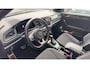 Volkswagen T-Roc 1.5 TSI R-Line | 150 PK | Automaat | Panorama Dak | Digital Cockpit PRO | Keyless | Parkeer Camera | IQ-Light