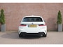 BMW 3-Serie 320e 204pk Aut. Touring High Executive | M Sport | Navi | App Connect | Climate | Camera | Elektrische Achterklep | Stoelverwarming