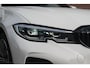 BMW 3-Serie 320e 204pk Aut. Touring High Executive | M Sport | Navi | App Connect | Climate | Camera | Elektrische Achterklep | Stoelverwarming