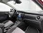 Toyota Auris 1.8 Hybrid Volcano Edition | Unieke lage KM-stand | Dealeronderhouden | Stoelverwarming |