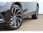 Volkswagen Golf 1.4 eHybrid Style 204pk DSG6 | IQ.Light | Stoel- en Stuurverwarming | Carplay