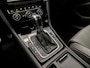 Volkswagen Golf Variant 2.0 TSI R 301Pk Automaat (PANORAMADAK, APPLE CARPLAY, NAVIGATIE, LEDER, KEYLESS, DYNAUDIO, CAMERA, ADAPTIVE CRUISE, MODE KNOP, GETINT GLAS, NIEUWSTAAT)