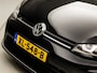 Volkswagen Golf Variant 2.0 TSI R 301Pk Automaat (PANORAMADAK, APPLE CARPLAY, NAVIGATIE, LEDER, KEYLESS, DYNAUDIO, CAMERA, ADAPTIVE CRUISE, MODE KNOP, GETINT GLAS, NIEUWSTAAT)