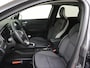 Renault Captur 1.3 TCe 140 Intens | Navigatie | Parkeersensoren & Camera | Trekhaak | 4 cilinder motor |