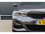 BMW 3-Serie Touring 320e M Sport Business Edition Plus | Live Cockpit Prof. | Trekhaak elektr. | DAB+ | Stoelverwarming | Leer | HiFi audio | M-Pakket
