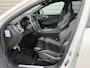 Volvo XC60 2.0 Recharge T6 AWD R-Design / 21 Velgen / Treeplanken / Sport stoelen /