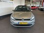 Volkswagen Golf 1.5 TSI Highline Automaat | Panoramadak | Digital dashboard | Keyless | Adaptieve cruise control | Apple carplay | Climate control | Elek. inklapbare spiegels | Nederlands geleverd