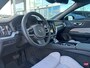 Volvo V60 T6 Plug-in hybrid AWD Ultimate Dark | Panoramadak | Head up Display | Trekhaak | 360 Camera | Parkeersensoren voor en achter | Stoel en stuurwielverwarming | BLIS | LED | 19'' |