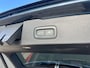 Volvo V60 T6 Plug-in hybrid AWD Ultimate Dark | Panoramadak | Head up Display | Trekhaak | 360 Camera | Parkeersensoren voor en achter | Stoel en stuurwielverwarming | BLIS | LED | 19'' |