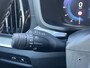 Volvo V60 T6 Plug-in hybrid AWD Ultimate Dark | Panoramadak | Head up Display | Trekhaak | 360 Camera | Parkeersensoren voor en achter | Stoel en stuurwielverwarming | BLIS | LED | 19'' |