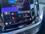 Volvo V60 T6 Plug-in hybrid AWD Ultimate Dark | Panoramadak | Head up Display | Trekhaak | 360 Camera | Parkeersensoren voor en achter | Stoel en stuurwielverwarming | BLIS | LED | 19'' |