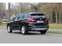 BMW X1 xDrive20i X-Line, Leer, Navi, LED, Trekhaak, Sportstoelen, Stoelverwarming, Alarm, Adaptief onderstel, etc.