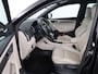 Skoda Karoq 1.5 TSI Business Edition | Panoramadak | Leder | Stoelverwarming | Adaptive cruise | Side Assist | Carplay | Navigatie | Camera | Navigatie | Full LED | Climate control | Parkeerhulp
