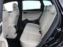 Skoda Karoq 1.5 TSI Business Edition | Panoramadak | Leder | Stoelverwarming | Adaptive cruise | Side Assist | Carplay | Navigatie | Camera | Navigatie | Full LED | Climate control | Parkeerhulp