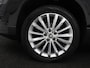 Skoda Karoq 1.5 TSI Business Edition | Panoramadak | Leder | Stoelverwarming | Adaptive cruise | Side Assist | Carplay | Navigatie | Camera | Navigatie | Full LED | Climate control | Parkeerhulp