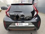 Toyota Aygo X 1.0 VVT-i MT Limited (Camera - Automatische Airco - Stoelverwarming - Keyless Entry - LED - Parkeersensoren V+A - Navigatie - Adap. Cruise Controle - 18")