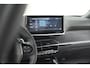Peugeot 2008 1.2 Hybrid 145 Allure | 360 Camera | Adaptieve Cruise Control | Dodehoekdetectie | Apple Carplay