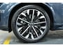 Volvo XC90 2.0 T8 Plug-in hybrid AWD Ultra Dark | Bowers & Wilkins Premium audio | Luchtvering | Panoramadak | Semi-Electrische Wegklapbare Trekhaak | Google Infotainment | Stoelverwarming | Stuurwielverwarming | Parkeerverwarming