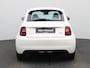 Fiat 500e 500e 42 kWh La Prima | Climate Control / ECC | Licht metalen velgen 17 inch | Cruise control | Navigatie | Lederen bekleding beige | Stoelverwarming | LED koplampen  Park Distance Control voor en achter | Achteruitrijcamera \