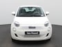 Fiat 500e 500e 42 kWh La Prima | Climate Control / ECC | Licht metalen velgen 17 inch | Cruise control | Navigatie | Lederen bekleding beige | Stoelverwarming | LED koplampen  Park Distance Control voor en achter | Achteruitrijcamera \