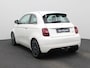 Fiat 500e 500e 42 kWh La Prima | Climate Control / ECC | Licht metalen velgen 17 inch | Cruise control | Navigatie | Lederen bekleding beige | Stoelverwarming | LED koplampen  Park Distance Control voor en achter | Achteruitrijcamera \