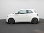 Fiat 500e 500e 42 kWh La Prima | Climate Control / ECC | Licht metalen velgen 17 inch | Cruise control | Navigatie | Lederen bekleding beige | Stoelverwarming | LED koplampen  Park Distance Control voor en achter | Achteruitrijcamera \