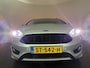 Ford Focus Wagon 1.5 ST-Line 150 PK | Bi Xenon | 19" Lichtmetalen velgen | Sportstoelen