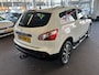 Nissan Qashqai 1.6 Connect Edition | Panoramadak | 360 Camera | Trekhaak | Cruise control | Climate control | Navigatie | Treeplanken | Nederlands geleverd