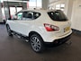 Nissan Qashqai 1.6 Connect Edition | Panoramadak | 360 Camera | Trekhaak | Cruise control | Climate control | Navigatie | Treeplanken | Nederlands geleverd