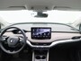 Skoda Enyaq iV 60 180 Pk | Trekhaak | Stoel/Stuur Verwarming | Camera | Navigatie | Climatronic | CarPlay | 19 Inch | 49.342 Km !!