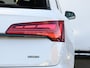 Audi Q5 50 TFSI e S edition | Pano | Verw. voorruit | Keyless Entry/Start | HUD | Stuurwiel verwarmd | Stoelventilatie voor | Dodehoekdetectie | 360° camera | Trekhaak |