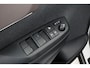 Toyota Yaris Cross 1.5 Hybrid Executive | Dodehoek detectie | Navigatie | Head-up display | Stoelverwarming | 18 inch | Full LED | Parkeersensoren voor/achter | Camera | Apple Carplay / Android Auto