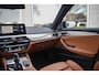 BMW 5-Serie Touring 530e xDrive M-Sport Pano Trekhaak HUD Laser Camera