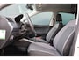 SEAT Arona 1.0 TSI Style Business Intense | Camera | Adaptieve Cruise Control | DAB+ radio | Climate Control | Parkeersensoren