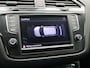 Volkswagen Tiguan 1.4 TSI Comfortline Business | Climate control | Stoelverwarming | Trekhaak elektrisch uitklapbaar | Navigatie | PDC voor en achter |