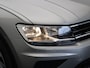 Volkswagen Tiguan 1.4 TSI Comfortline Business | Climate control | Stoelverwarming | Trekhaak elektrisch uitklapbaar | Navigatie | PDC voor en achter |