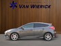 Ford Focus 1.5 St-Line 150PK! | Schuif/kantel dak | Camera | Xenon | Winterpakket | 18-Inch