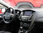 Ford Focus 1.5 St-Line 150PK! | Schuif/kantel dak | Camera | Xenon | Winterpakket | 18-Inch