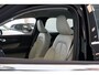 Volvo XC40 T4 211PK Plus Bright | Adap Cruise | Stoel Verw. | Geheugen | 18''