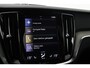 Volvo V60 T8 Twin Engine Inscription | Panoramadak | Bowers & Wilkins | Trekhaak | Apple Carplay | Getint Glas