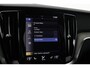 Volvo V60 T8 Twin Engine Inscription | Panoramadak | Bowers & Wilkins | Trekhaak | Apple Carplay | Getint Glas